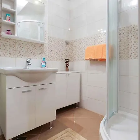Lägenhet Three-bedroom In I *