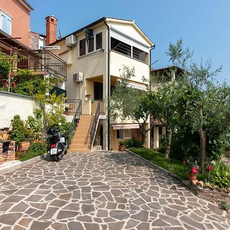 Three-bedroom In I * Vrsar